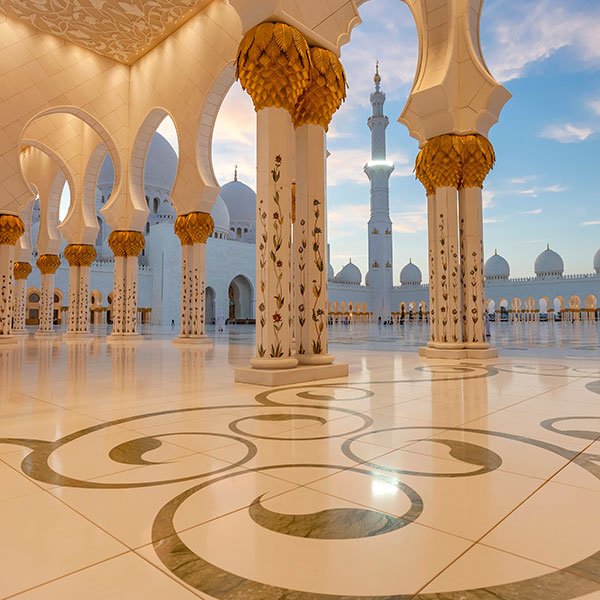 sheikh zayed grand mosque in abu dhabi important c FWVU5ZVa